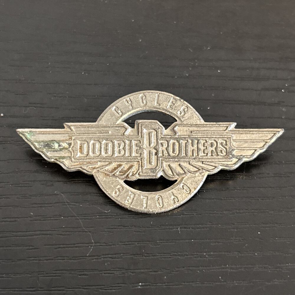 vintage promotional pin for The Doobie Brothers' 1989 reunion album